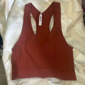 Zenana Ribbed Cropped Racerback Tank Mauve L/XL
Brand: Zenana